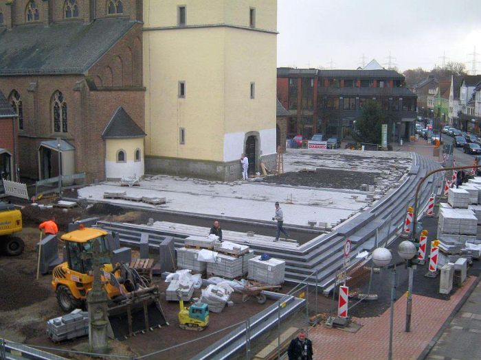 Bau Kirchplatz November 2014