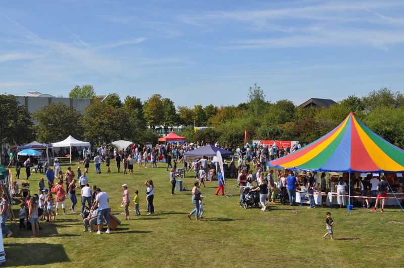 Foto zeigt das Spiel- und Sportfest auf der Werferwiese.